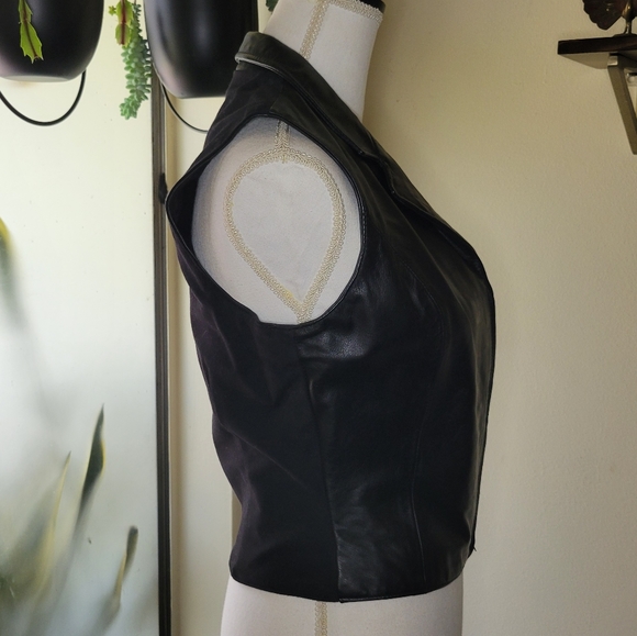 Wilson Leathers Womens Front Zip Leather Vest - Picture 4 of 9